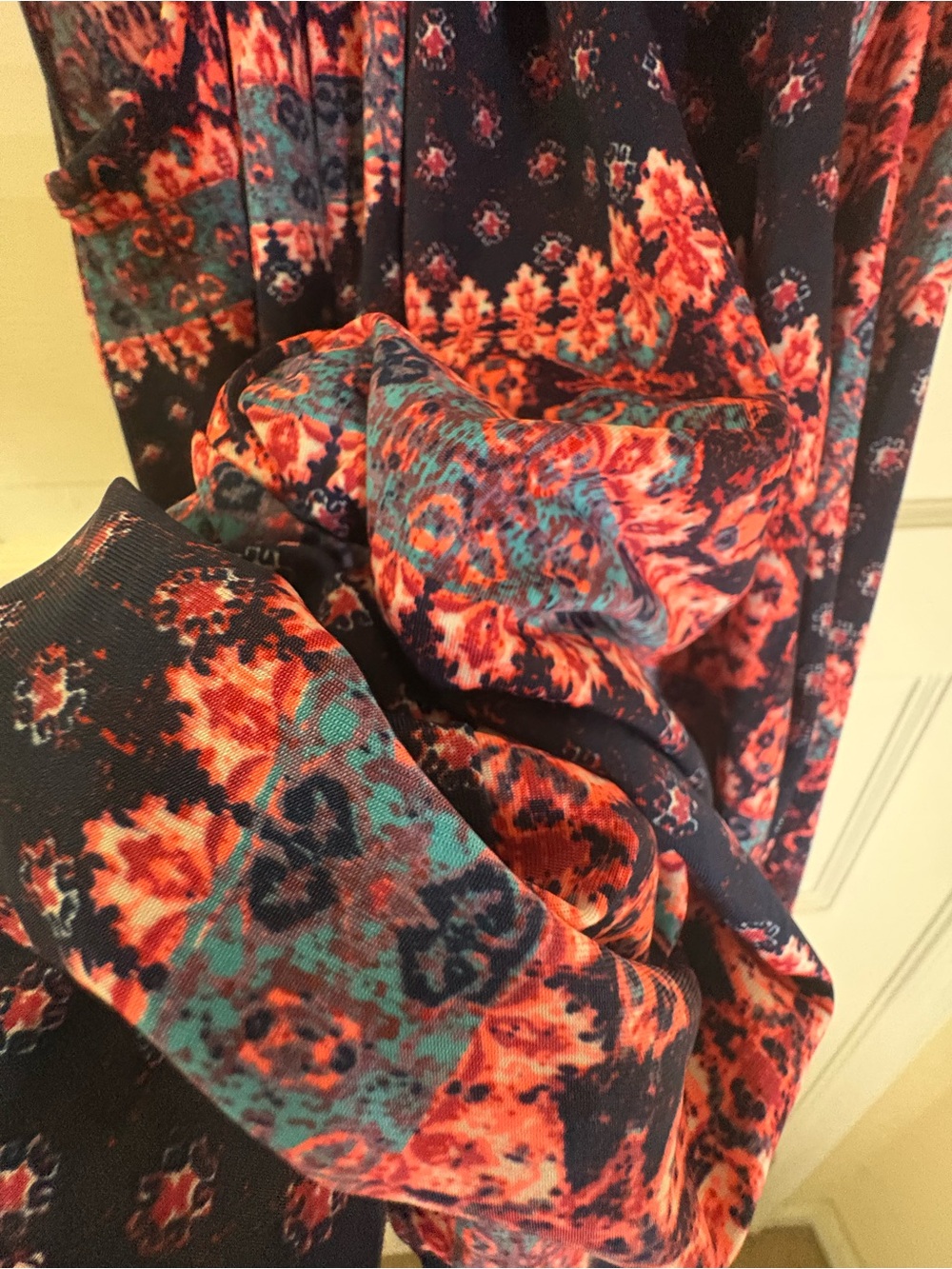 Sleeveless Navy and Coral Printed Tank Top - Picture 4 of 4